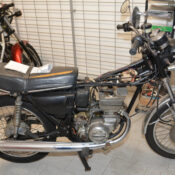 SUZUKI GT-185 Restaurierungsobjekt