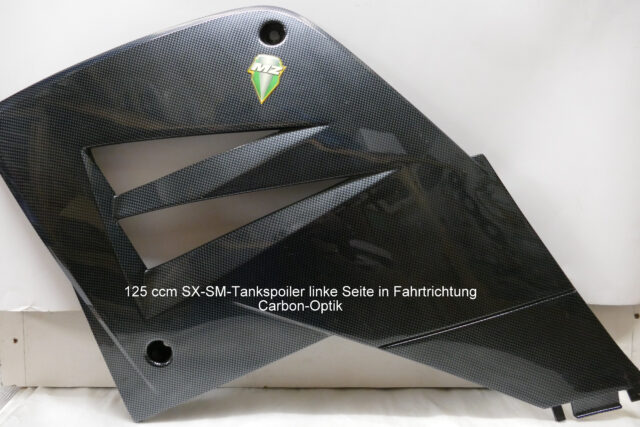 Tankspoiler 125 SM "Carbon Optik" linke Seite
